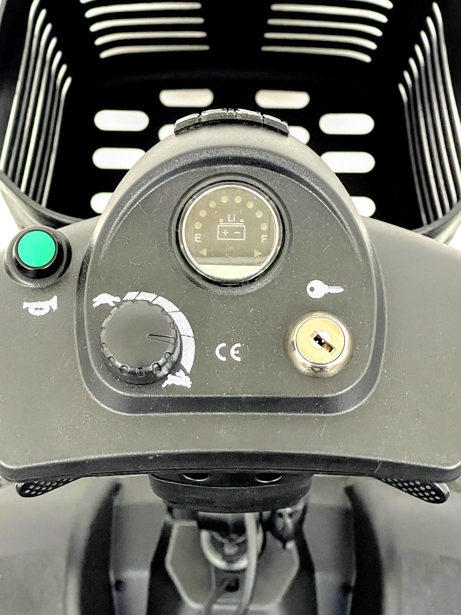 Pride Apex Alumalite (2022) - Image 5