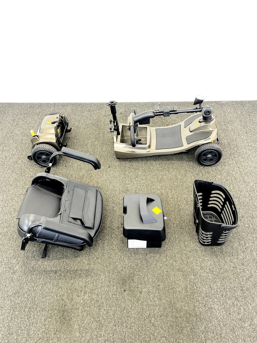 One Rehab Liberty Vogue (2023) - Image 10