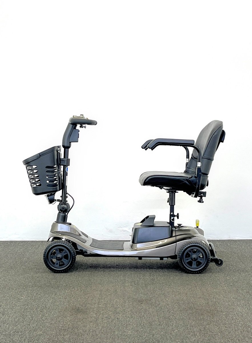 One Rehab Liberty Vogue (2023) - Image 6