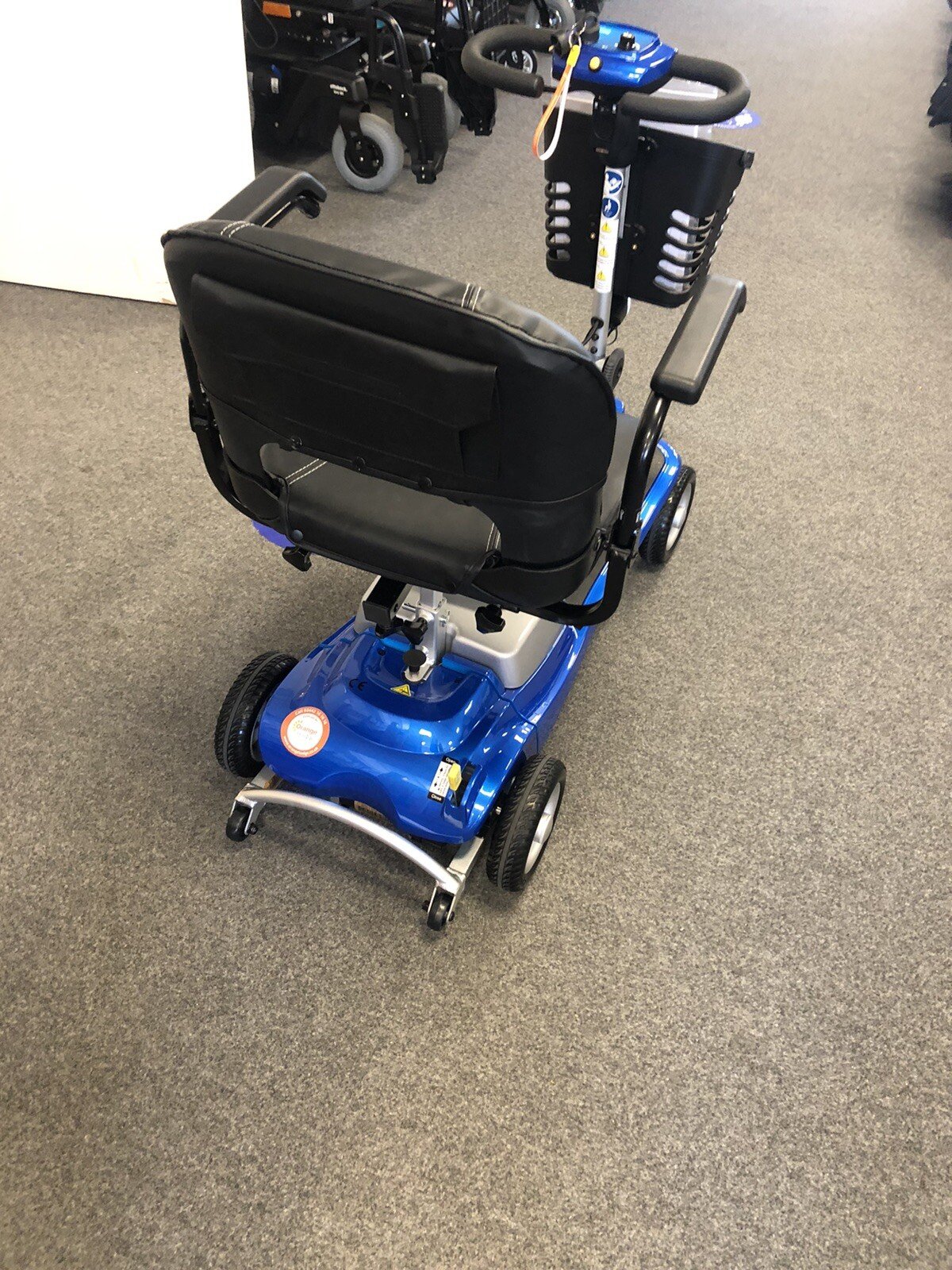 Illusion Lightweight Mobility Scooter – Lithium Battery | 4mph | Brand New | Free UK Delivery - Image 3