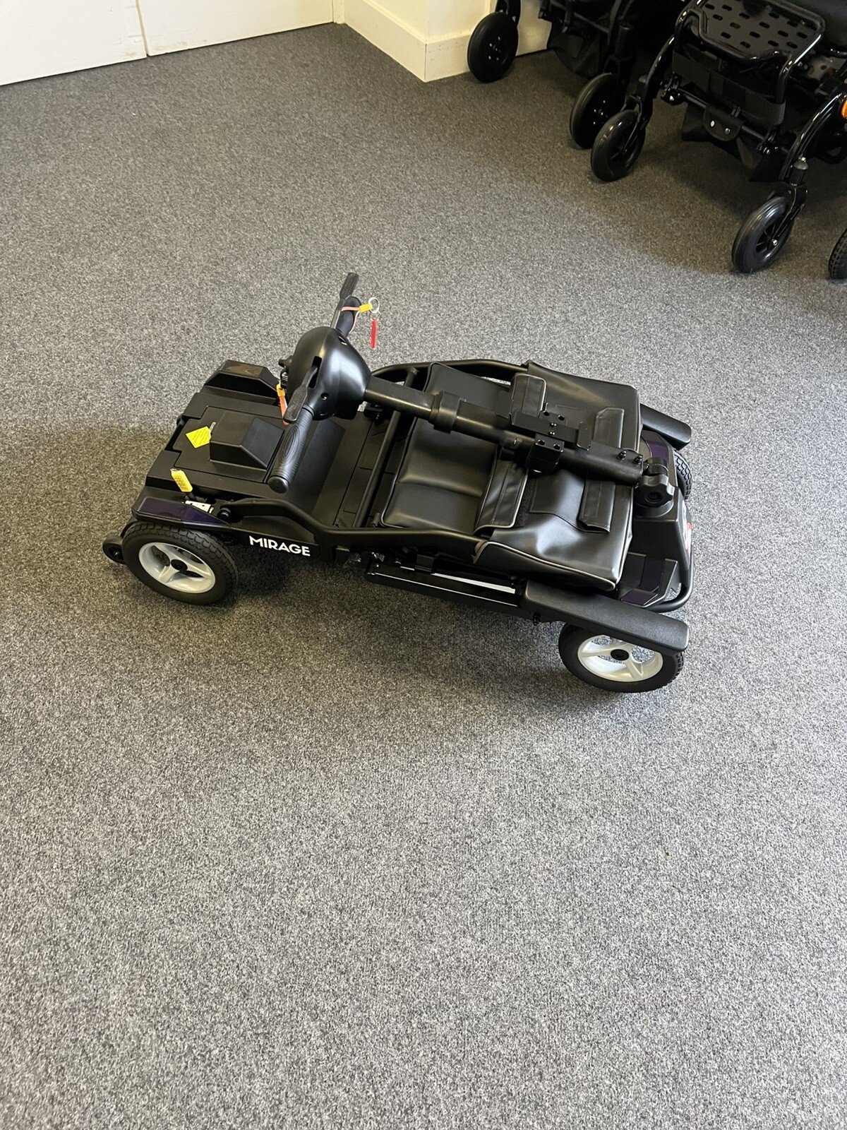 Mirage Lightweight Folding Mobility Scooter – Lithium Battery | 4mph | Brand New | Free UK Delivery - Image 6