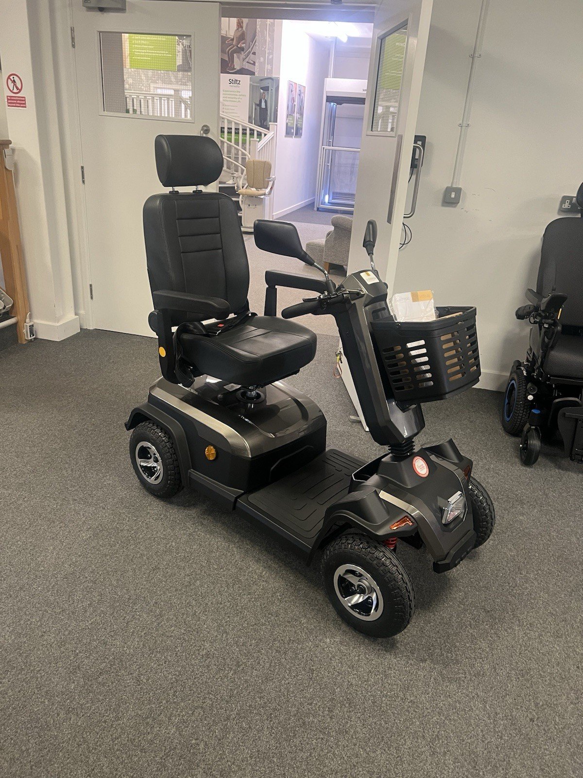 Scooterpac Savvy 8 8mph Mobility Scooter – 28 Mile Range | Brand New | Free UK Delivery